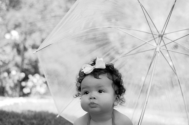 b/w baby glamour