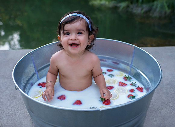 Strawberry Lemon Milk Bath